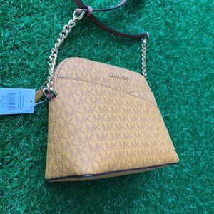 Michael Kors 35F1Gtvc6B Jet Set Travel Medium Logo Dome Crossbody Bag In  Marigld Multi 